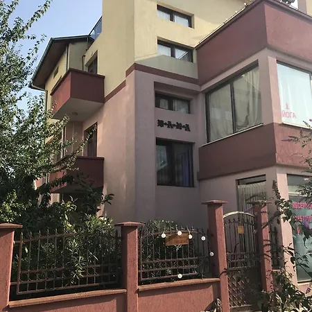 Guest house Dara 2*