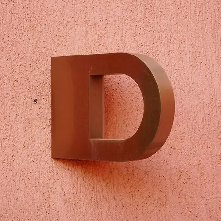 Dara 2*